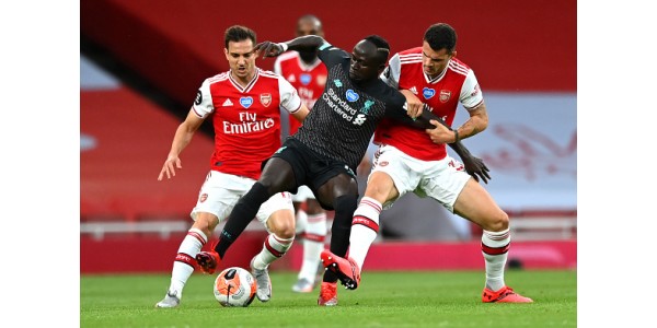 Arsenal pravděpodobně postoupí na páté místo v žebříčku Premier League